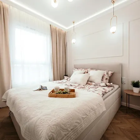 Sea & Stadium Plaza Brzezno * Гданьск